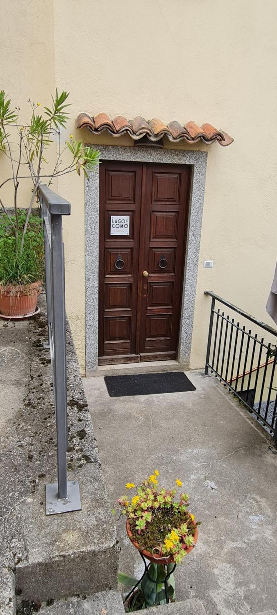 Loft - Lago Di Como Apt Menaggio Luaran gambar